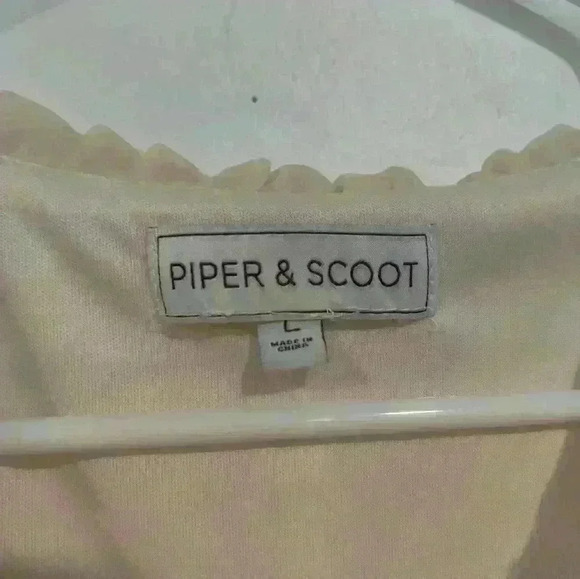 Cream Midi Sundress with V-Neck and Mandarin Collar - Picture 5 of 5